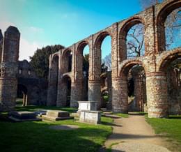 Exploring Colchester with walking guides from Visit Colchester 25 Mar