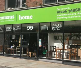 Emmaus - High Street Shopping