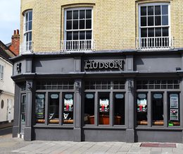 Hudson House Sports Bar & Social Eat & Drink