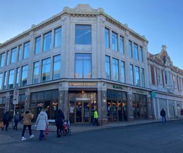 Romano Lounge Eat & Drink